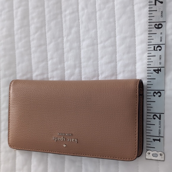 Kate Spade Tan Wallet - Picture 10 of 10